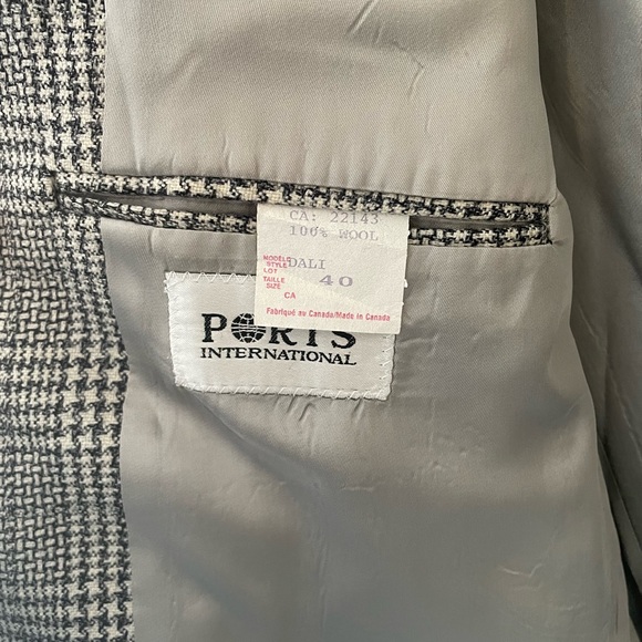 ✿ Vintage PORTS International Wool Blazer Size 40 - Picture 5 of 6